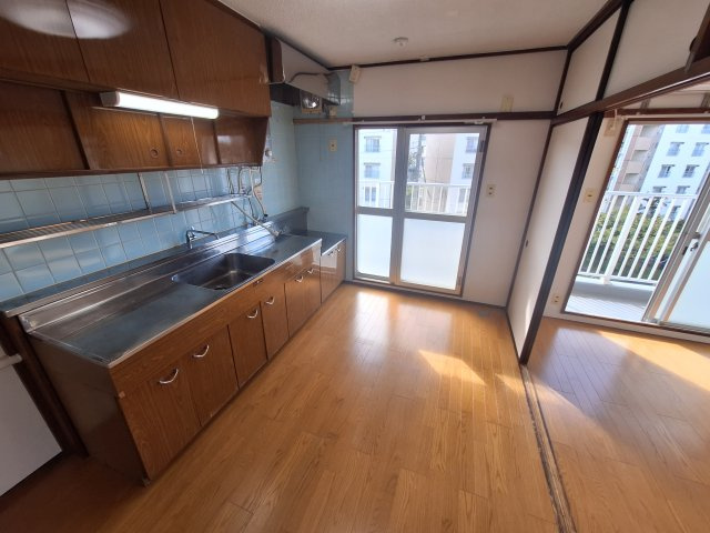 狭山台団地　２街区１４号棟の居間・リビング