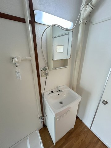 狭山台団地　２街区１４号棟の洗面所