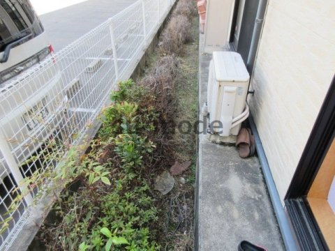 【庭】 | レオパレスパーシモン　辻子