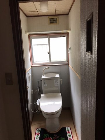 海南市重根・中古戸建・54688のトイレ