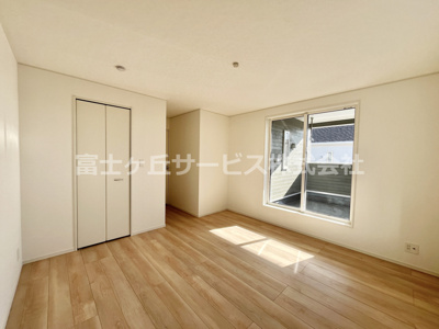 【寝室】 | 榛原郡吉田町住吉 12期 新築一戸建て 2号棟 | 主寝室です