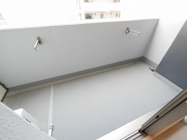 L-IDEA　MINAMIHORIE（リデア南堀江）のバルコニー