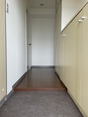 【玄関】 | スカイコート川越西