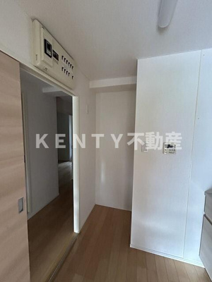 【居間・リビング】 | アーバンパーク三ツ池公園Ｗ | こちらの居間で趣味の時間をお楽しみください