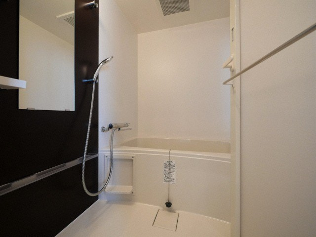 Ｒｅ－ｂｅ東三国の浴室