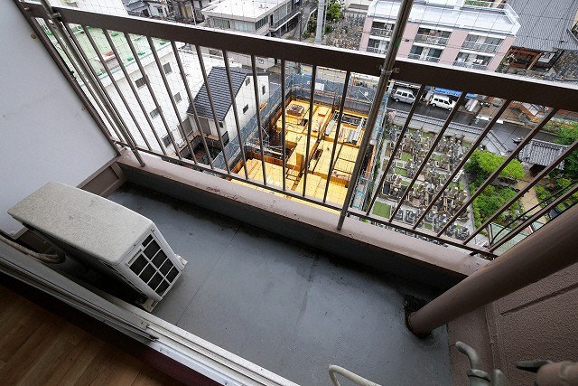 ニューライフ赤坂のバルコニー