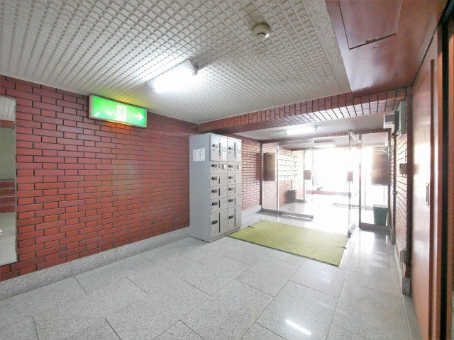 ニューライフ赤坂のロビー