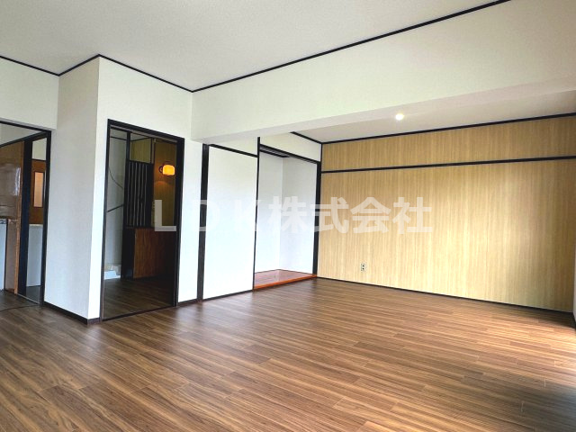 【居間・リビング】 | ドリス上福岡 | LDK16帖