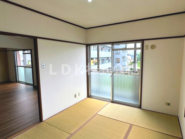 【寝室】 | ドリス上福岡 | 南側／和室6.0帖