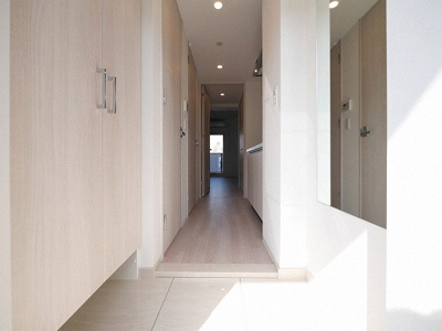 【玄関】 | Quintet NAMBA(旧:レジュールアッシュNAMBA)