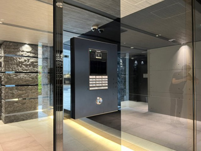 【エントランス】 | S-RESIDENCE堺筋本町Deux