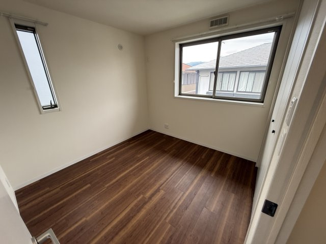 La Cinq 小野原の洋室