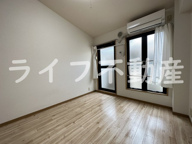 ロンモンターニュ小阪の居間・リビング