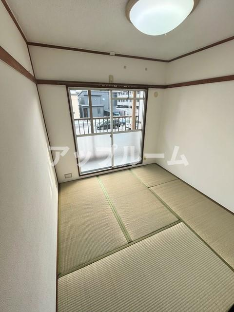 コーポけやきの和室