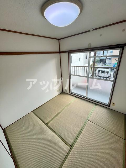 コーポけやきの和室