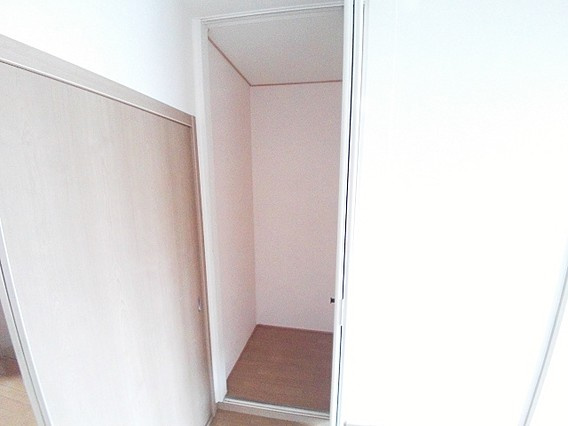 れいんぼー御影の収納