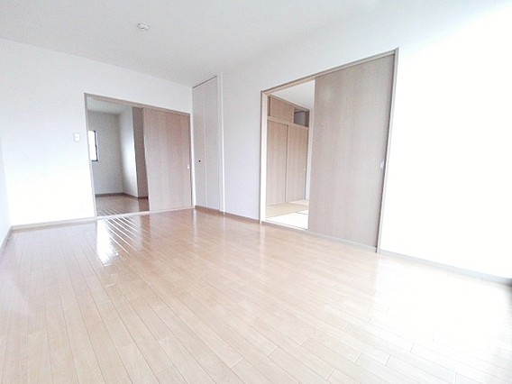 れいんぼー御影の居間・リビング