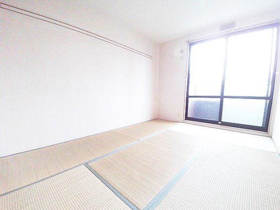 れいんぼー御影の居間・リビング