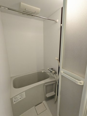 【浴室】 | ハーモニーテラス草薙町 | きれいなお風呂です