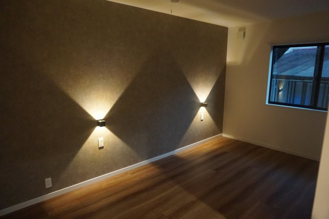 【洋室】 | 中古一戸建　高岡郡佐川町乙 | １階の７．５帖寝室