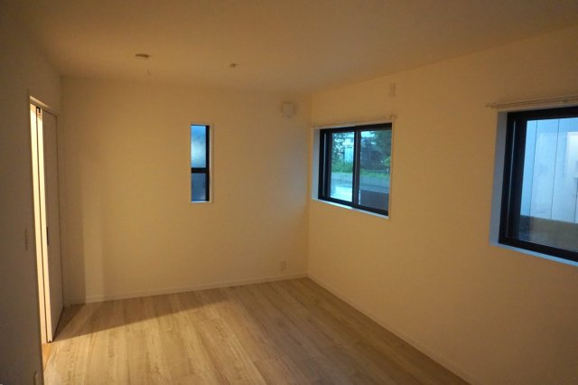 【洋室】 | 中古一戸建　高岡郡佐川町乙 | １階の５帖×２室の続き間