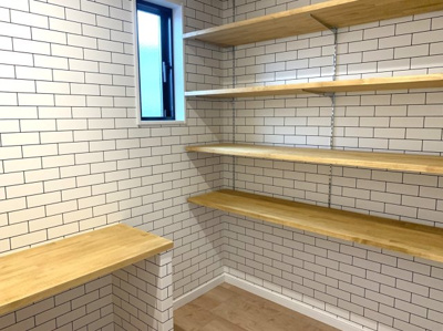 【収納】 | 中古一戸建　高岡郡佐川町乙 | キッチン後部のパントリー