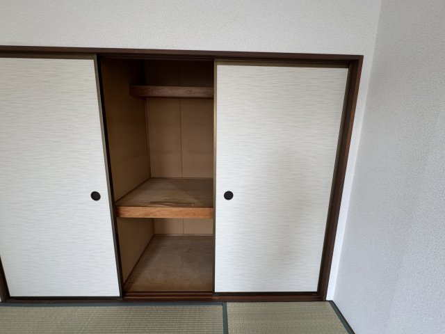 アヴェニュー曽根の収納