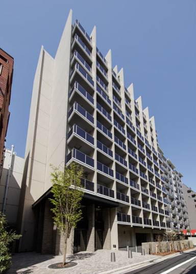 新宿区新宿５丁目の賃貸マンションの外観