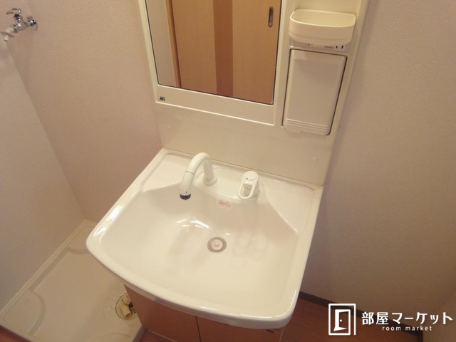 【独立洗面台】 | シャトレーン幸世館 | 同型タイプ