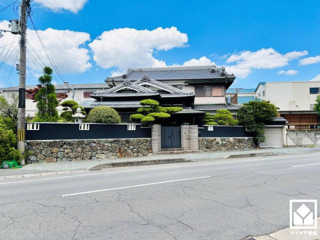 久御山町林北畑の外観