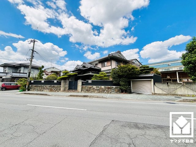 久御山町林北畑の外観