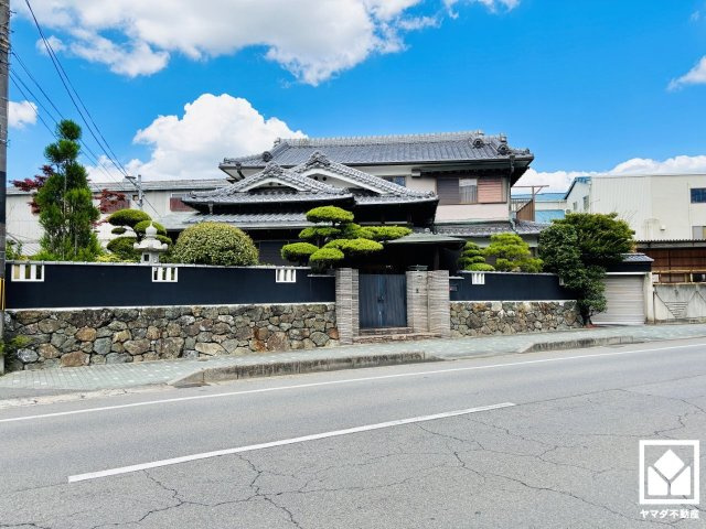 久御山町林北畑の外観