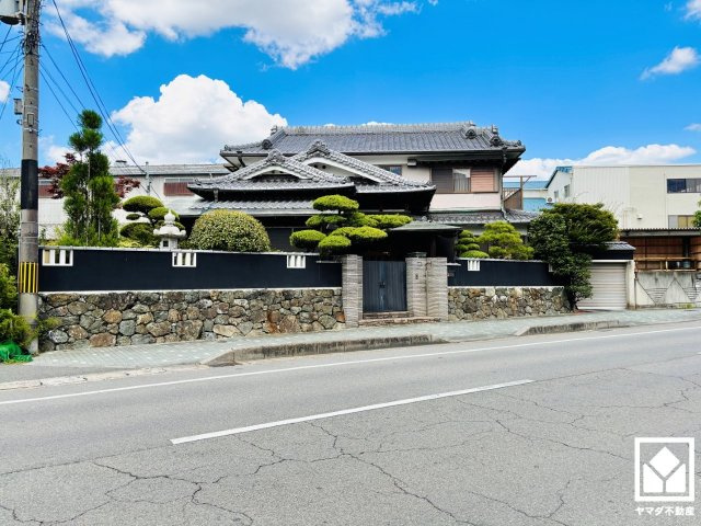 久御山町林北畑の外観