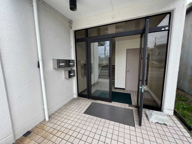 戸崎町 天政ビルのエントランス