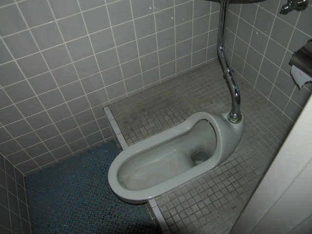 戸崎町 天政ビルのトイレ