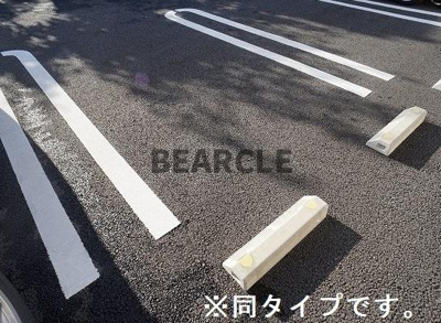 【駐車場】 | HOKULE’A | 車をお持ちの方に嬉しい駐車場付きの物件です