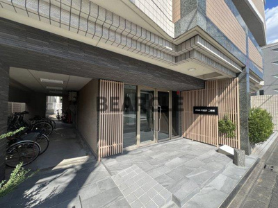 【エントランス】 | パインフィールド二条城 | エントランスです