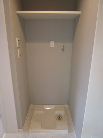 パークサイド六本松Ⅱの玄関