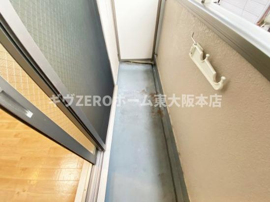 オズレジデンス中川のバルコニー