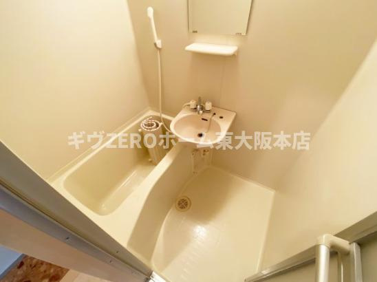 オズレジデンス中川の浴室