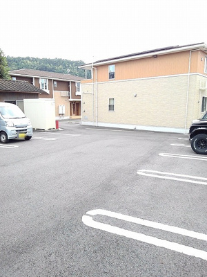 【駐車場】 | ヴァンベールＢ