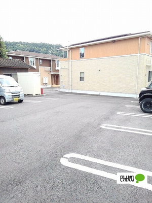 【駐車場】 | ヴァンベールＢ