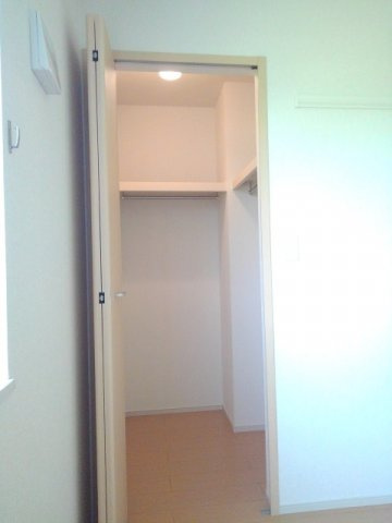 ロハスⅡの収納|大きなものも収納できそうです