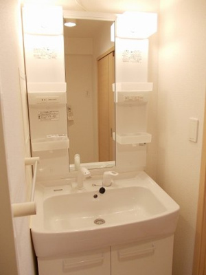 【洗面所】 | サンセレーノ