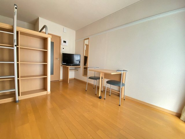 レオパレス中宗岡ドゥーエの内装