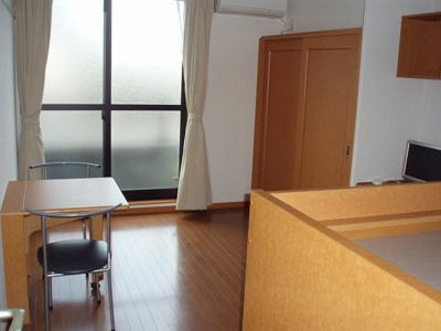 【居間・リビング】 | レオパレスユニコム弐番館 | 居室