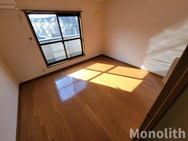 チェリッシュ　ハイツ の居間・リビング