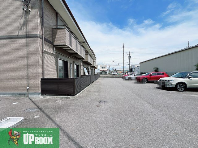 サンリットの駐車場