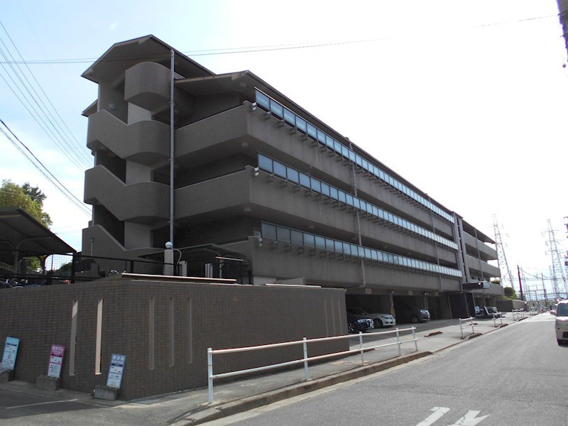 シャーウッド明徳公園の外観