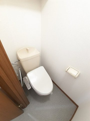 【トイレ】 | アンソレイエ | 清潔感のあるトイレです